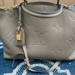 Louis Vuitton Grand Palais MM with Signature Monogram Empriente with dust bag